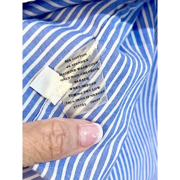 Ann Taylor Blue Striped Oversized Lightweight Button-Down Shirt Size 10 ✨🔹 - Picture 7 of 8